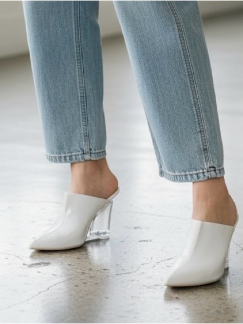 Cape Robbin White Pointed Mule with Clear Block Heel